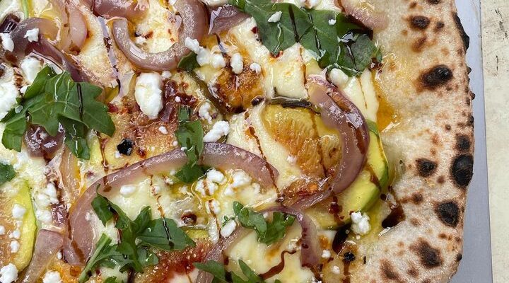 Fig, Feta, Caramelised Onion, Balsamic Glaze & Honey Pizza