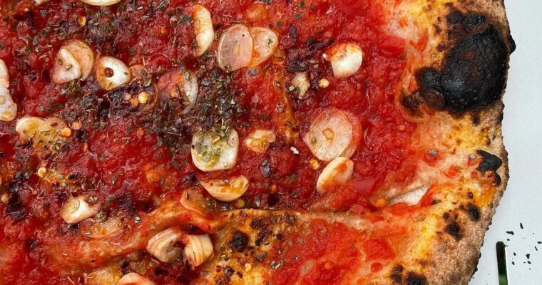 Easy & Delicious Marinara Pizza