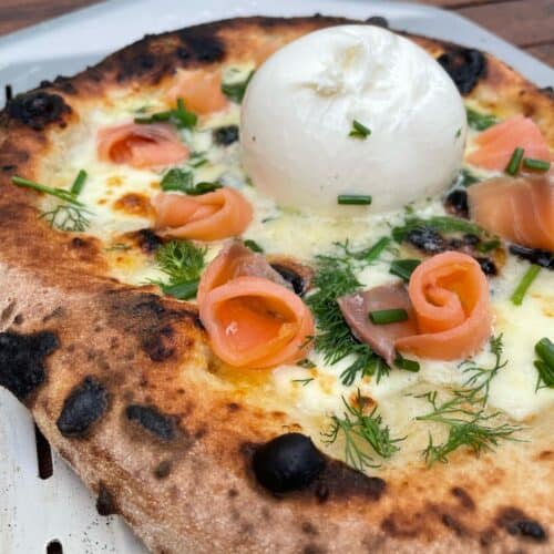 Smoked Salmon on Pizza with Burrata, Dill & Chives