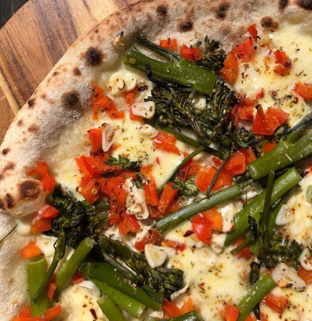 Broccolini, Red Capsicum & Garlic Pizza | Broccolini on Pizza
