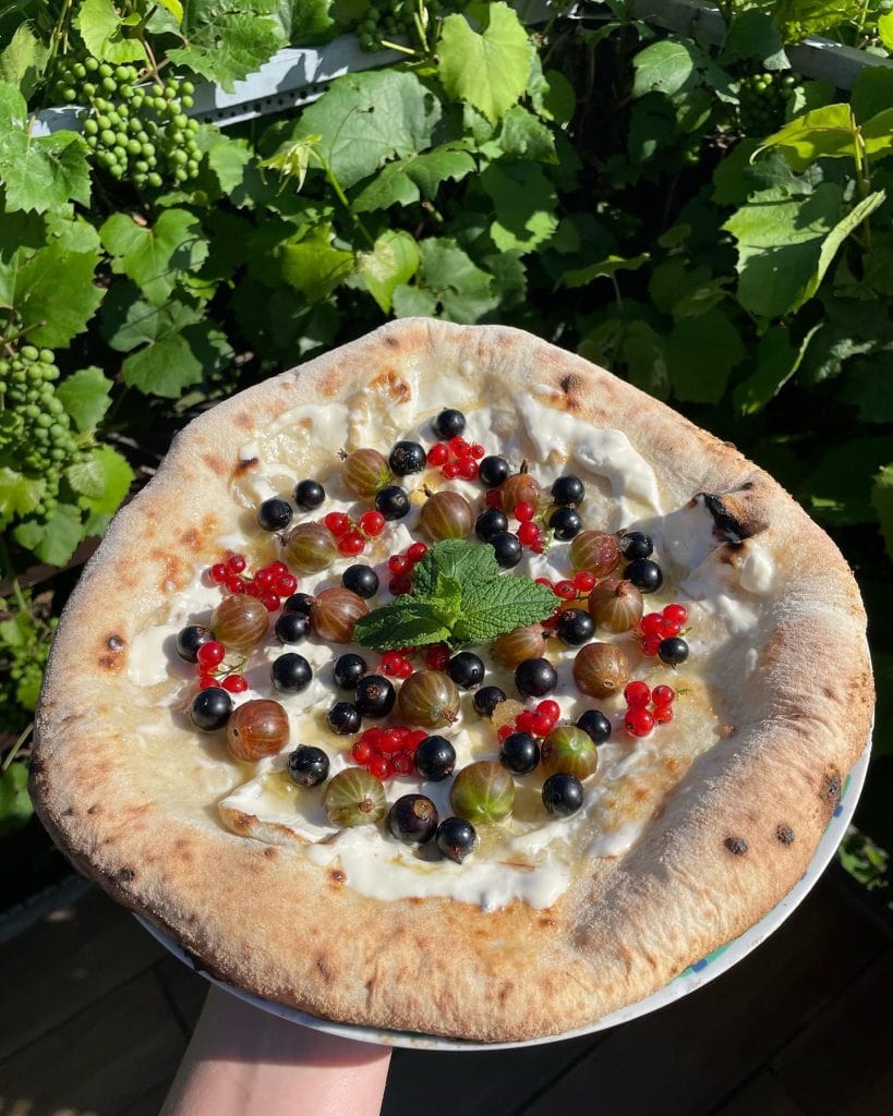 Mascarpone Fruit  on Pizza