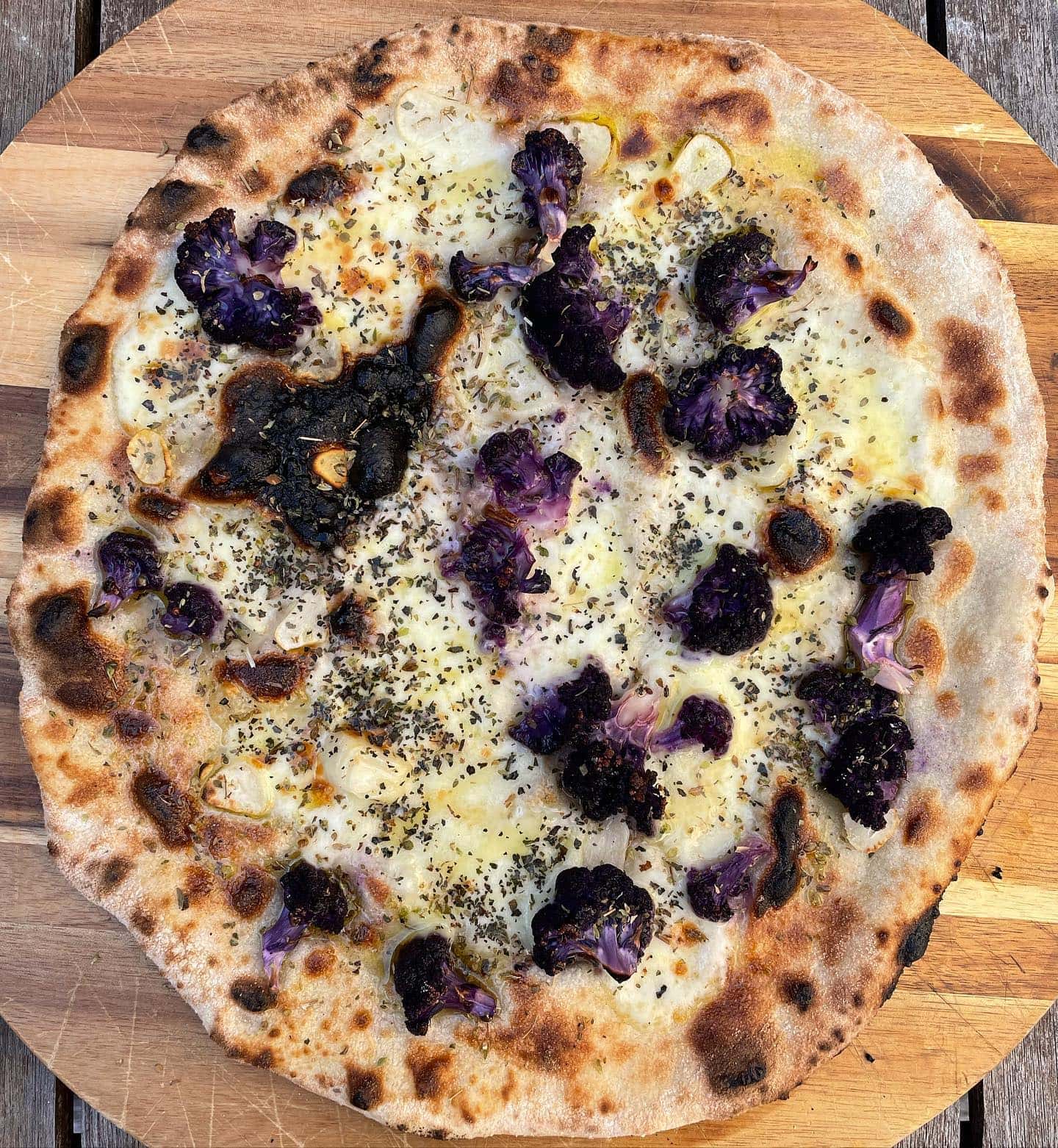 Purple Cauliflower and Garlic Pizza
