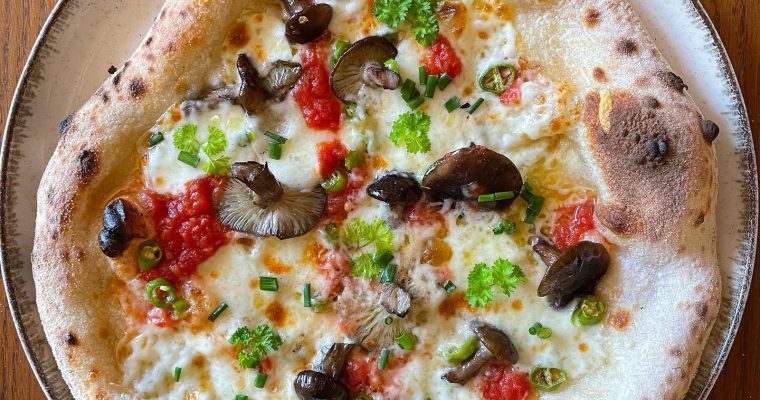 Honey Fungus Mushroom, Parsley, & Chives Pizza