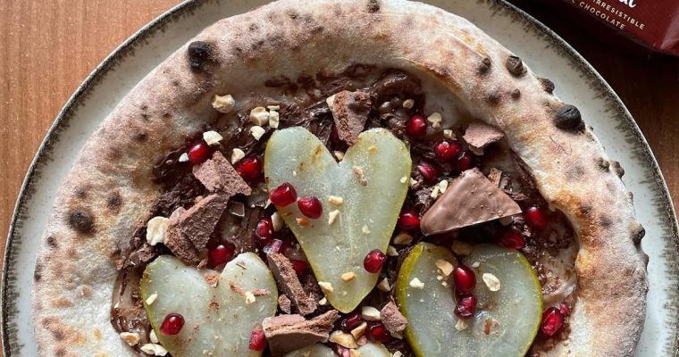 Aphrodizza – Pomegranate & Chocolate Pizza